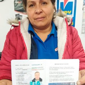 Mesa de trabajo 2 copia 3